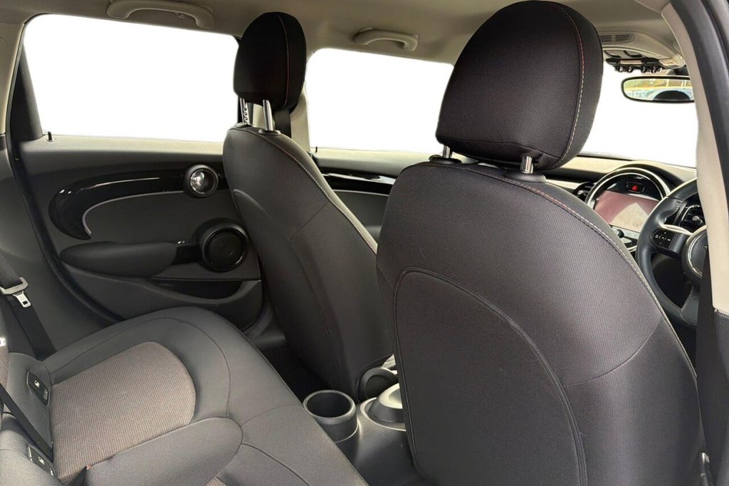 Used MINI Hatch 2022 for sale - 77576051: Photo 10