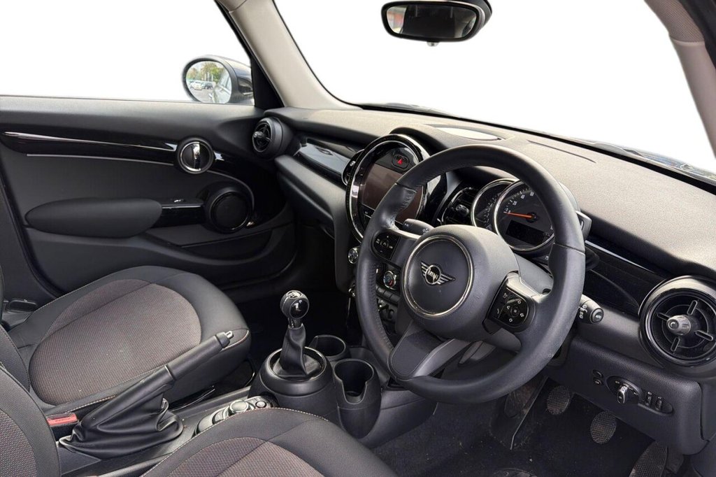 Used MINI Hatch 2022 for sale - 77576051: Photo 9