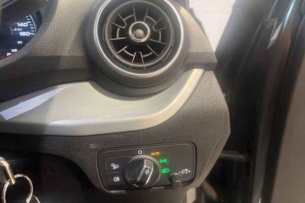 Used Audi Q2 2020 for sale - 75275862: Photo 27