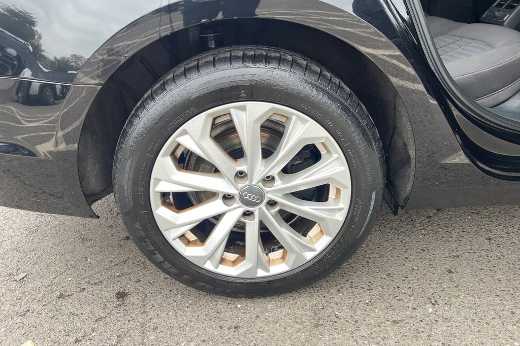 Used Audi A4 2018 for sale - 76429700: Photo 14