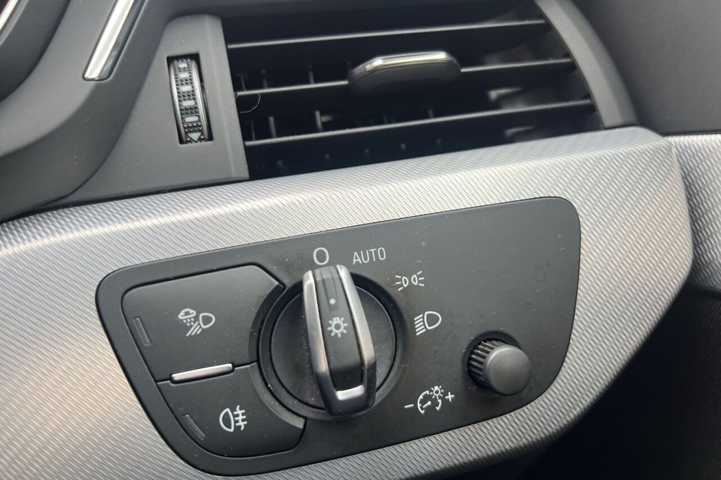 Used Audi A4 2018 for sale - 76429700: Photo 21