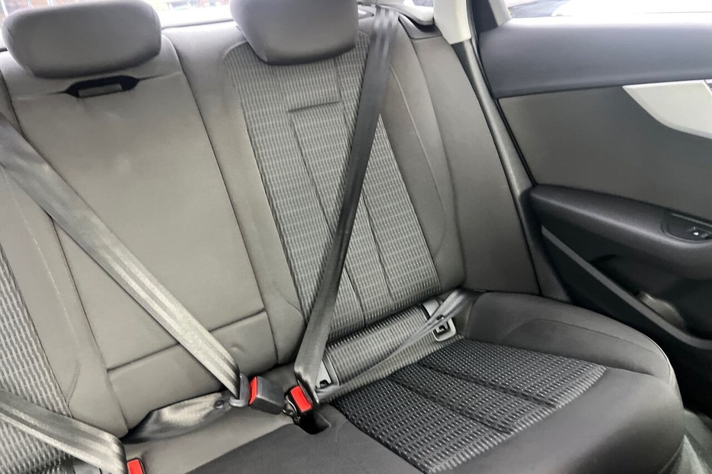 Used Audi A4 2018 for sale - 76429700: Photo 37