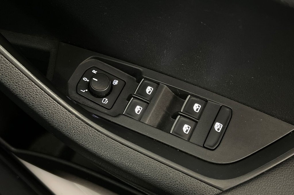 Used Skoda Karoq 2018 for sale - 77110334: Photo 44