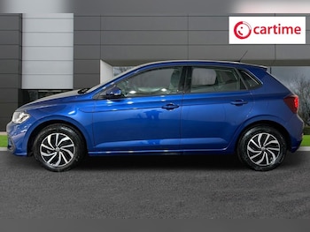 Used Volkswagen Polo 2024 for sale - 76080402: Photo