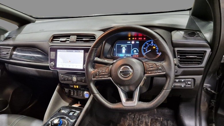 Used Nissan Leaf 2021 for sale - 77879993: Photo 6