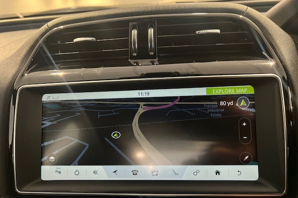 Used Jaguar XE 2019 for sale - 75596845: Photo 27