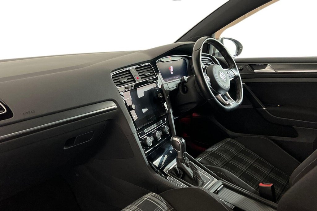 Used Volkswagen Golf 2019 for sale - 76105447: Photo 11