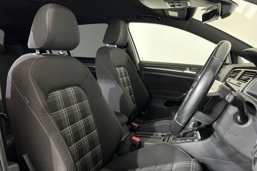 Used Volkswagen Golf 2019 for sale - 76105447: Photo 21