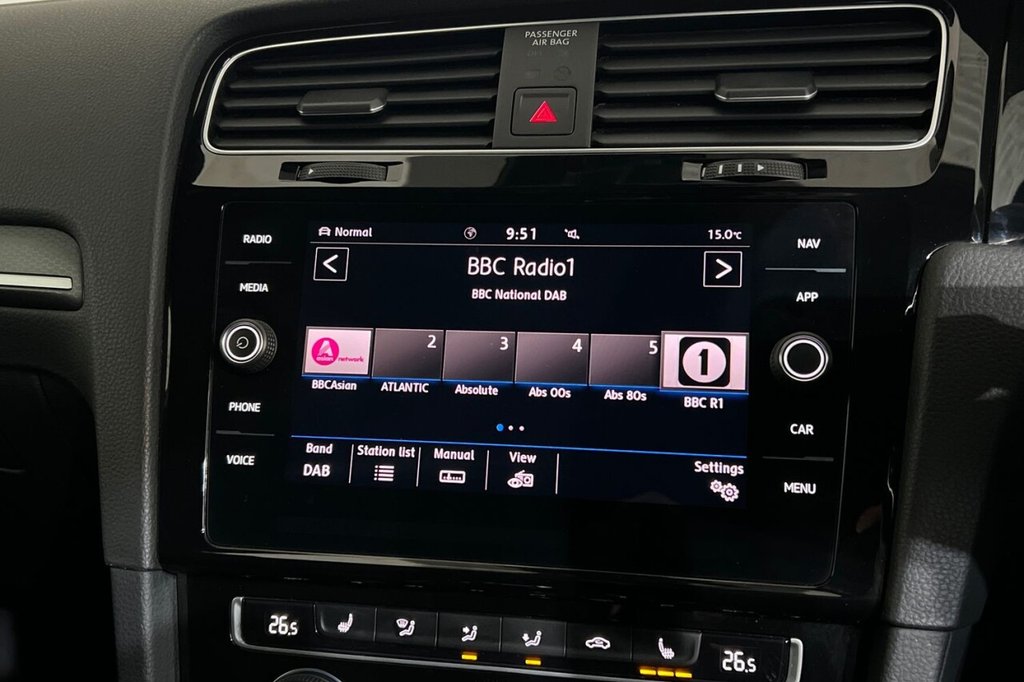 Used Volkswagen Golf 2019 for sale - 76105447: Photo 31