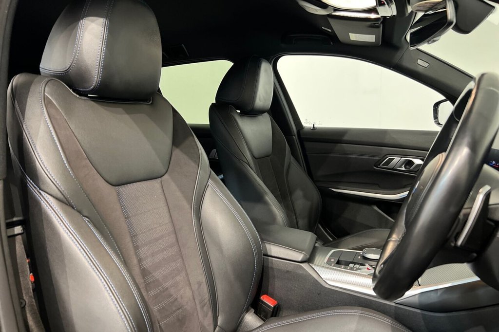 Used BMW 3 Series 2023 for sale - 76973337: Photo 22