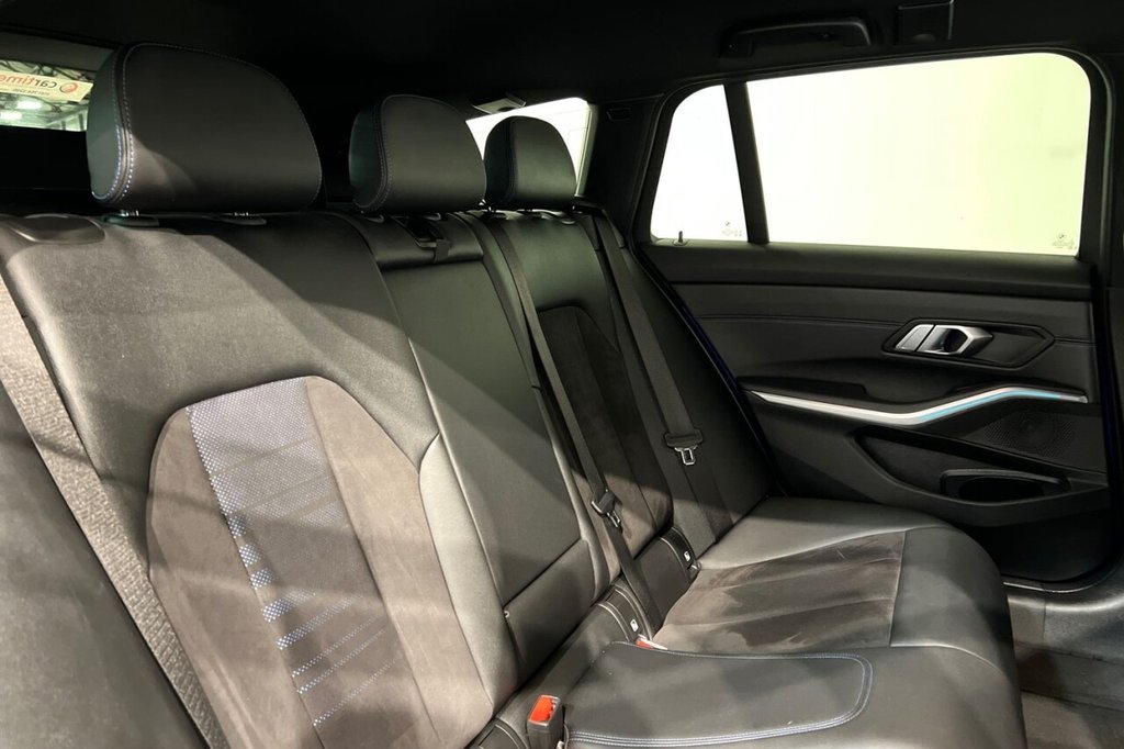 Used BMW 3 Series 2023 for sale - 76973337: Photo 23