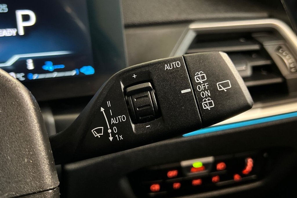 Used BMW 3 Series 2023 for sale - 76973337: Photo 28