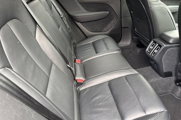 Used Volvo XC40 2023 for sale - 75487456: Photo 10