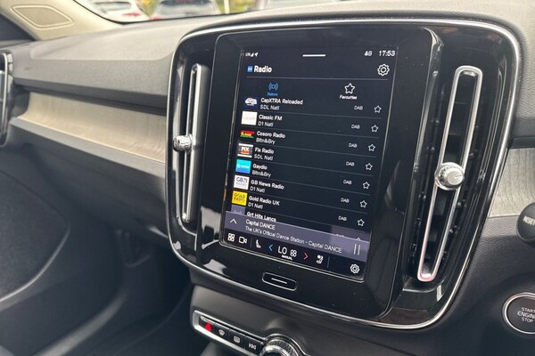 Used Volvo XC40 2023 for sale - 75487456: Photo 16