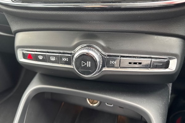 Used Volvo XC40 2023 for sale - 75487456: Photo 19
