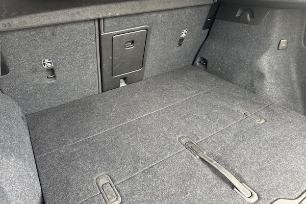 Used Volvo XC40 2023 for sale - 75487456: Photo 28