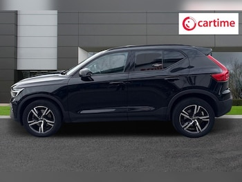 Used Volvo XC40 2023 for sale - 75487456: Photo