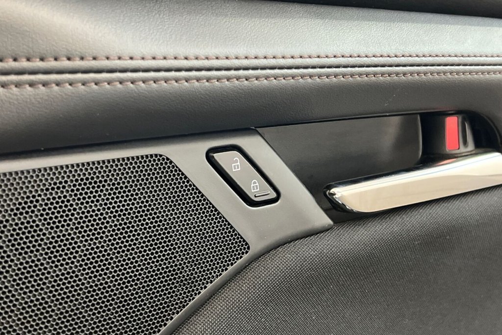 Used Mazda Mazda3 2022 for sale - 76654619: Photo 39