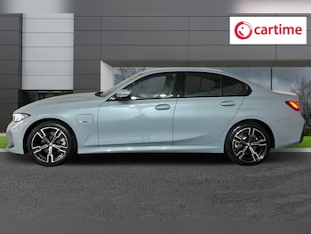 Used BMW 3 Series 2024 for sale - 75336046: Photo