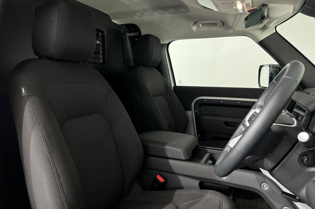 Used Land Rover Defender 2024 for sale - 77212162: Photo 21