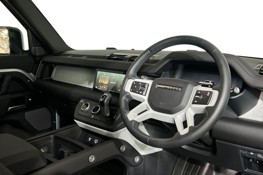Used Land Rover Defender 2024 for sale - 77212162: Photo 9