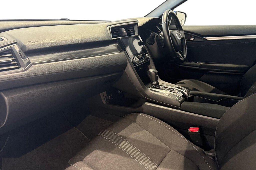 Used Honda Civic 2019 for sale - 76105492: Photo 11
