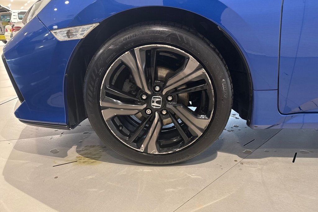 Used Honda Civic 2019 for sale - 76105492: Photo 27