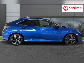 Used Honda Civic 2019 for sale - 76105492: Photo 2