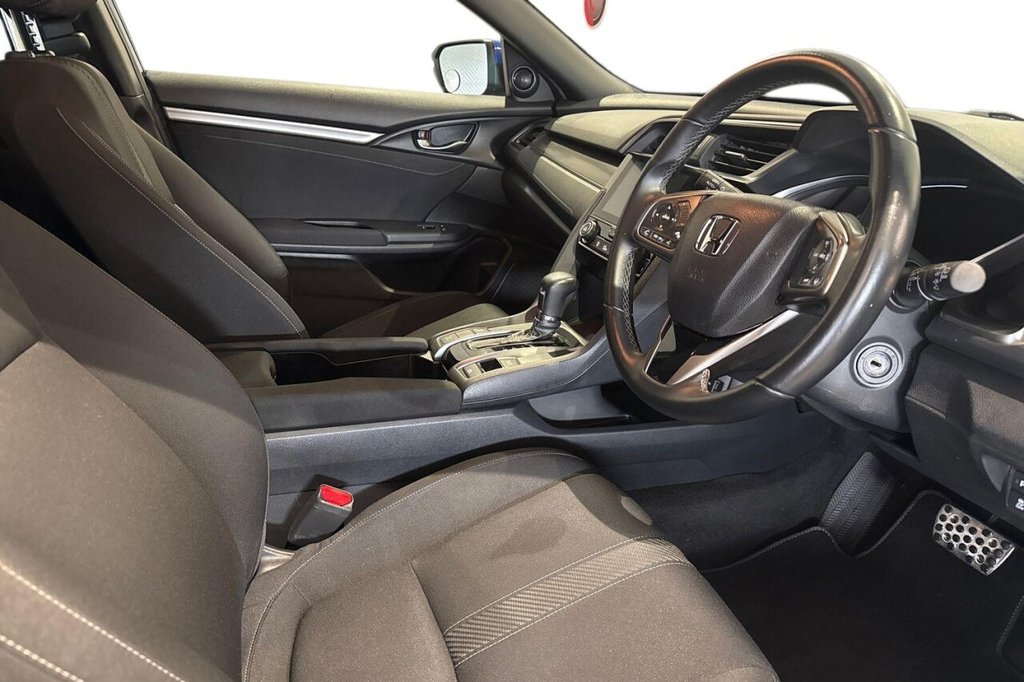 Used Honda Civic 2019 for sale - 76105492: Photo 9