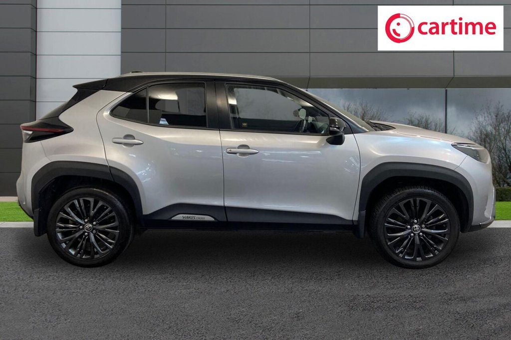 Used Toyota Yaris Cross 2022 for sale - 77470617: Photo 2