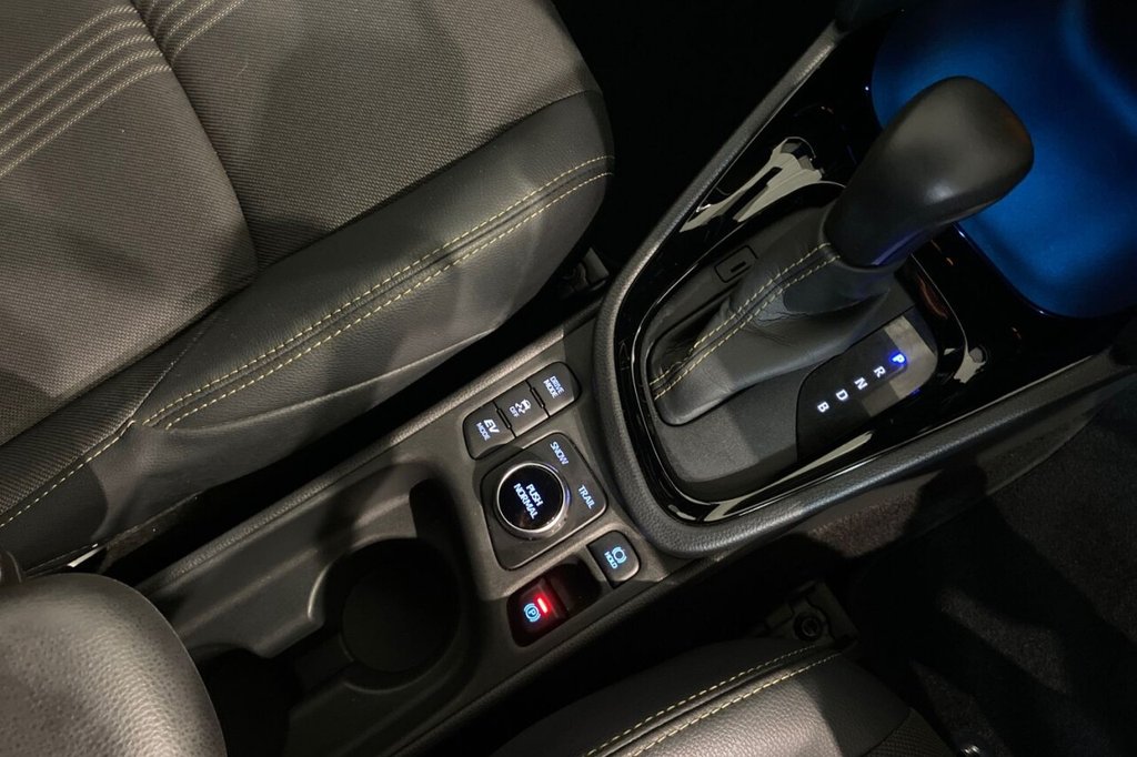 Used Toyota Yaris Cross 2022 for sale - 77470617: Photo 41