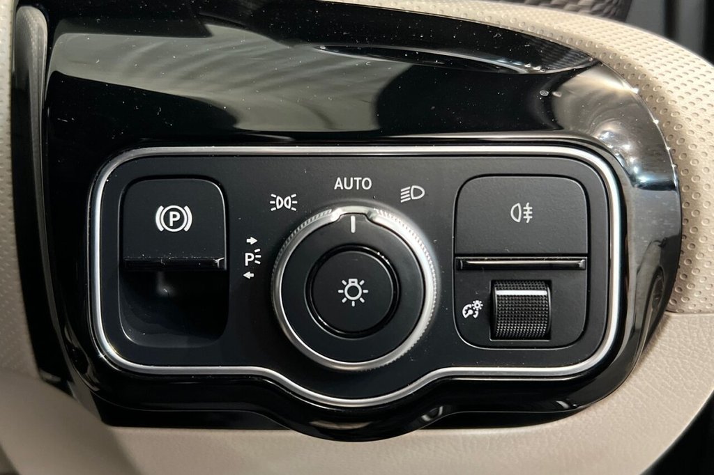 Used Mercedes-Benz A-Class 2021 for sale - 77212062: Photo 38