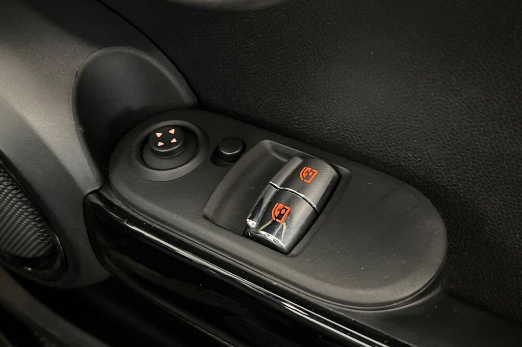 Used MINI Hatch 2021 for sale - 76303780: Photo 37