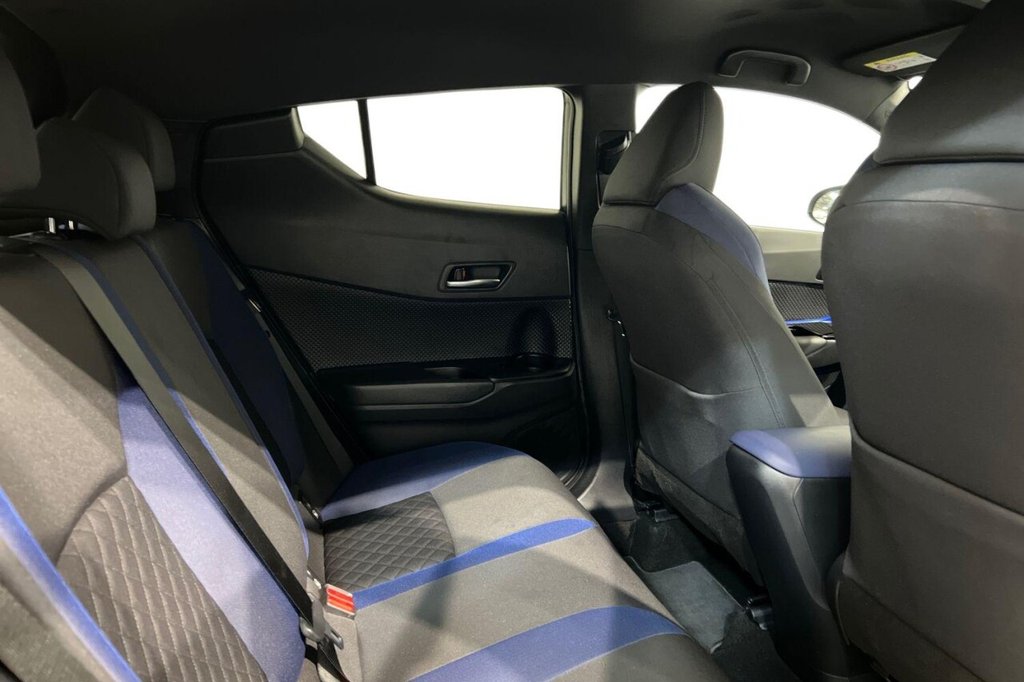 Used Toyota C-HR 2021 for sale - 76558579: Photo 10