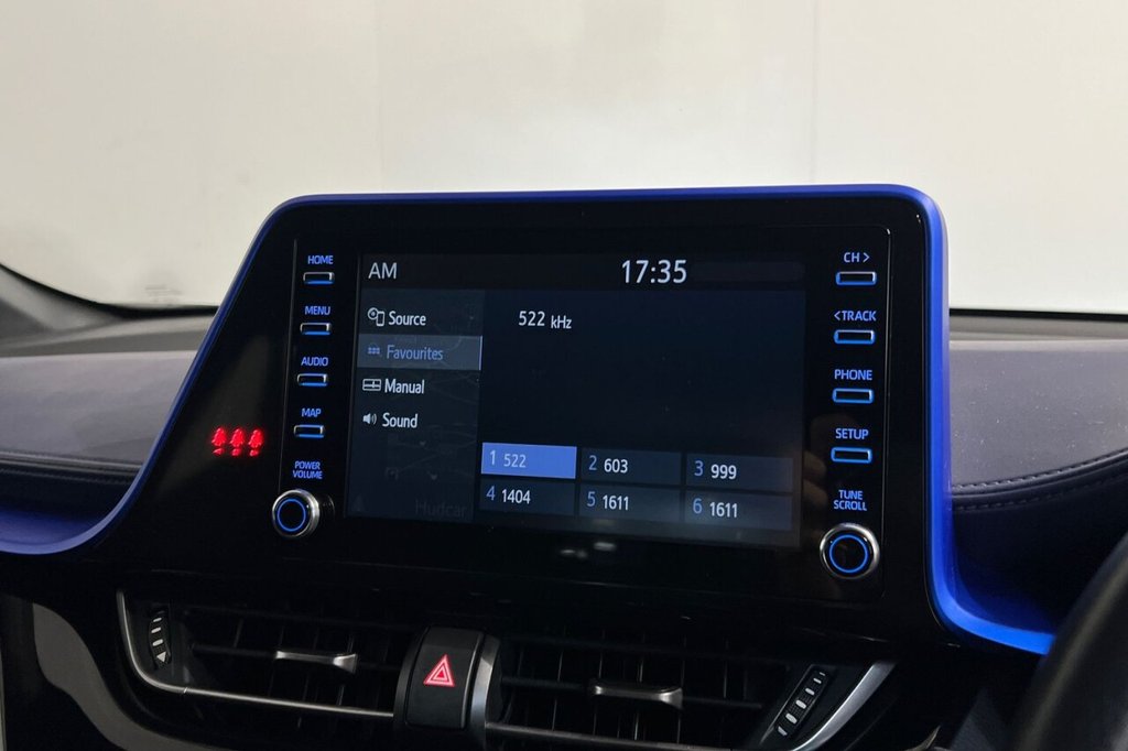 Used Toyota C-HR 2021 for sale - 76558579: Photo 32