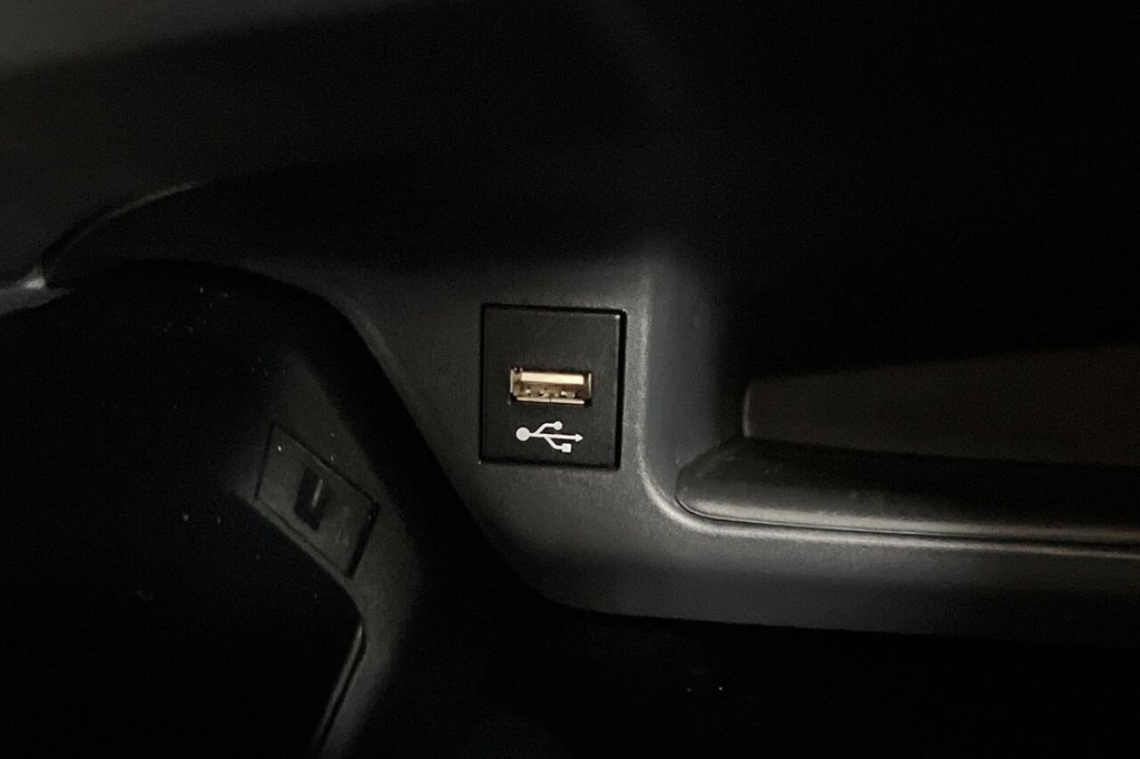 Used Toyota C-HR 2021 for sale - 76558579: Photo 38