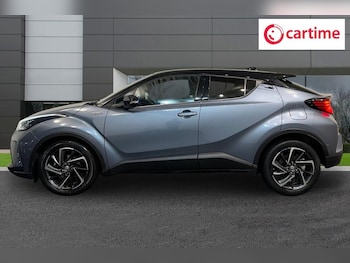 Used Toyota C-HR 2021 for sale - 76558579: Photo