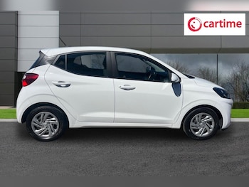 Used Hyundai i10 2023 for sale - 78382413: Photo