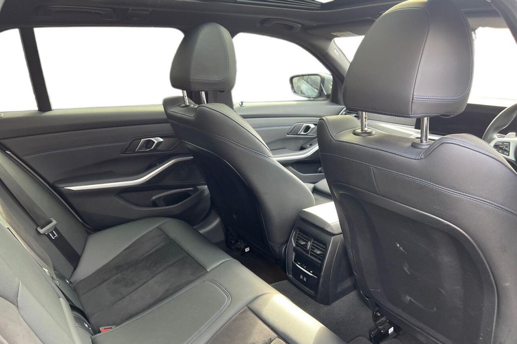 Used BMW 3 Series 2024 for sale - 77576048: Photo 10
