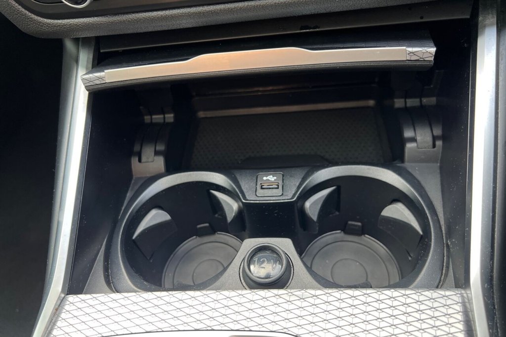 Used BMW 3 Series 2024 for sale - 77576048: Photo 22