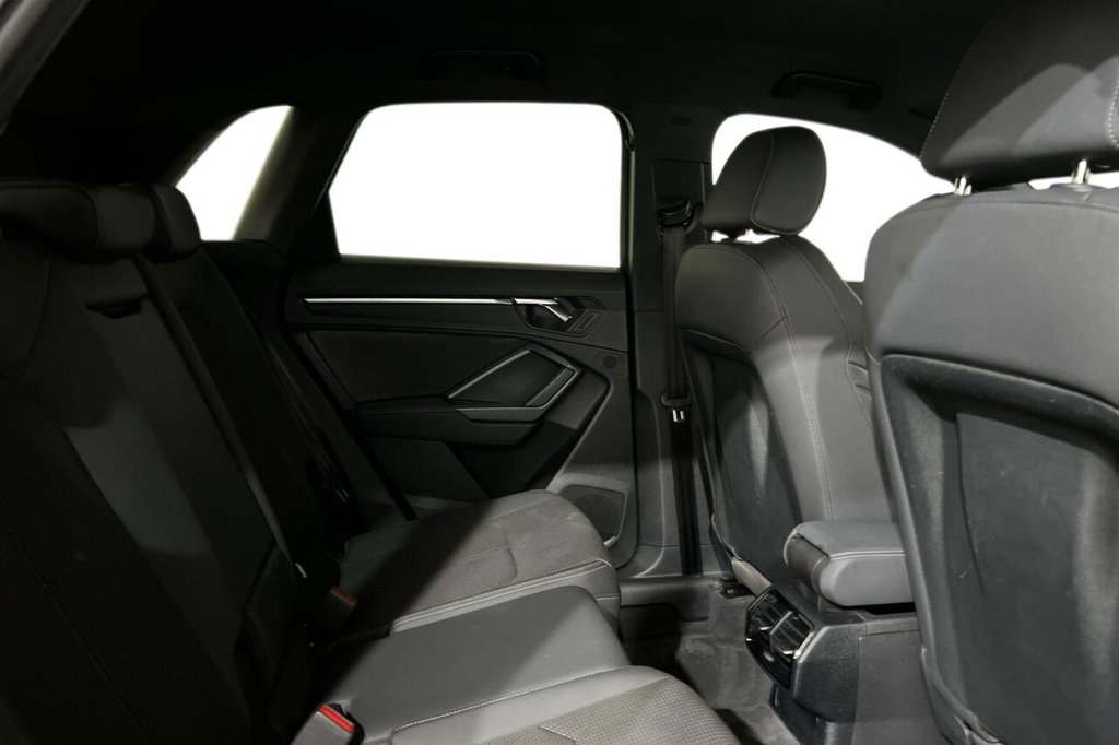 Used Audi Q3 2023 for sale - 76406184: Photo 10