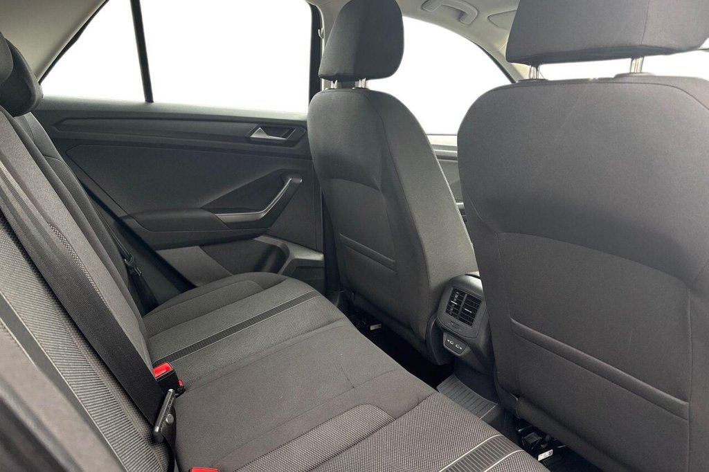 Used Volkswagen T-Roc 2023 for sale - 77600235: Photo 10