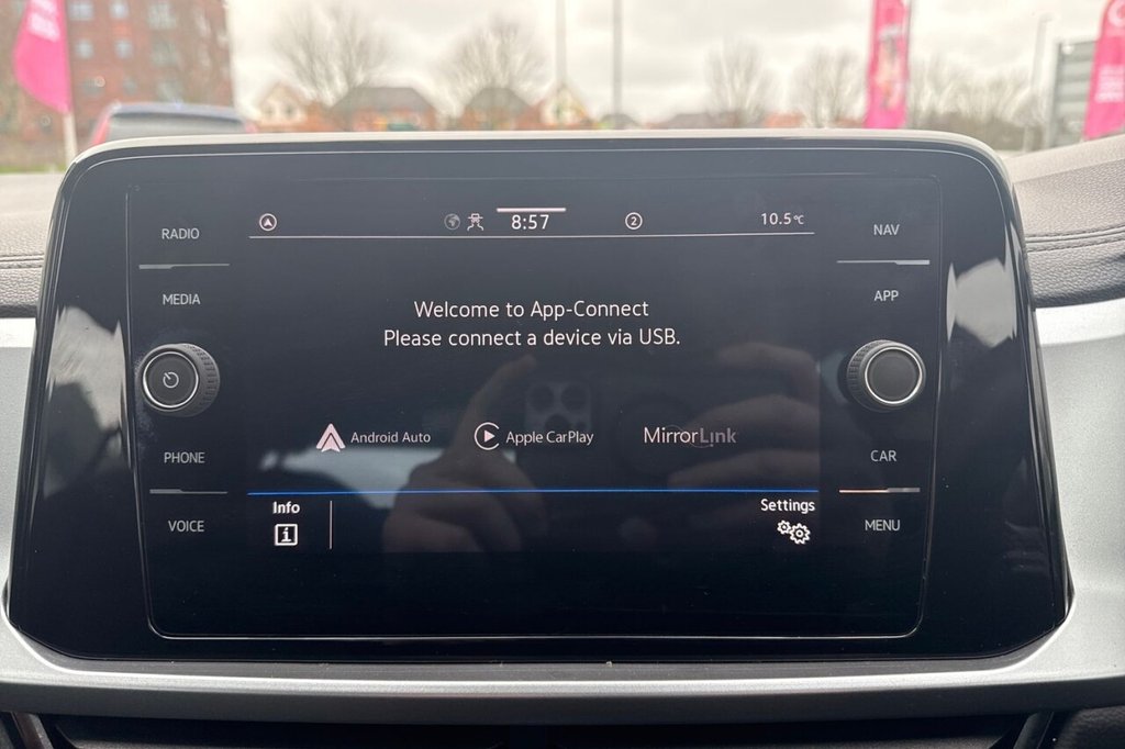 Used Volkswagen T-Roc 2023 for sale - 77600235: Photo 21