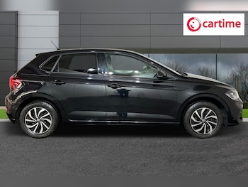 Used Volkswagen Polo 2022 for sale - 76900304: Photo