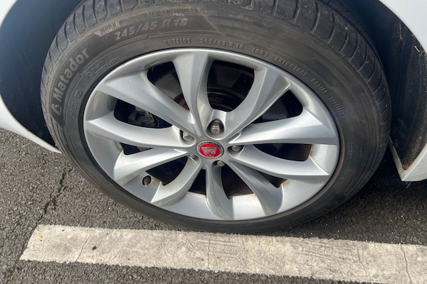 Used Jaguar XF 2018 for sale - 75648207: Photo 17
