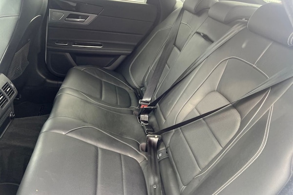Used Jaguar XF 2018 for sale - 75648207: Photo 25