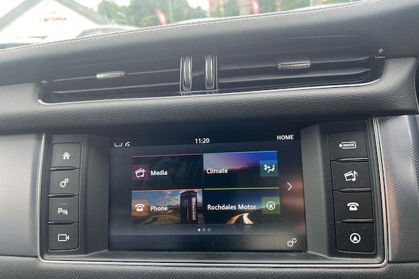 Used Jaguar XF 2018 for sale - 75648207: Photo 30