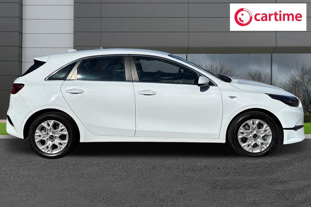 Used Kia Ceed 2022 for sale - 76010425: Photo 2