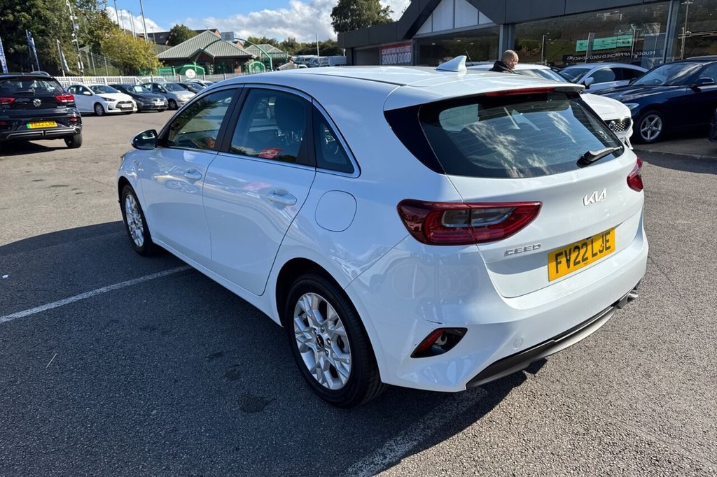 Used Kia Ceed 2022 for sale - 76010425: Photo 29
