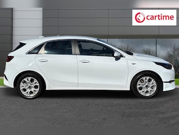 Used Kia Ceed 2022 for sale - 76010425: Photo 2